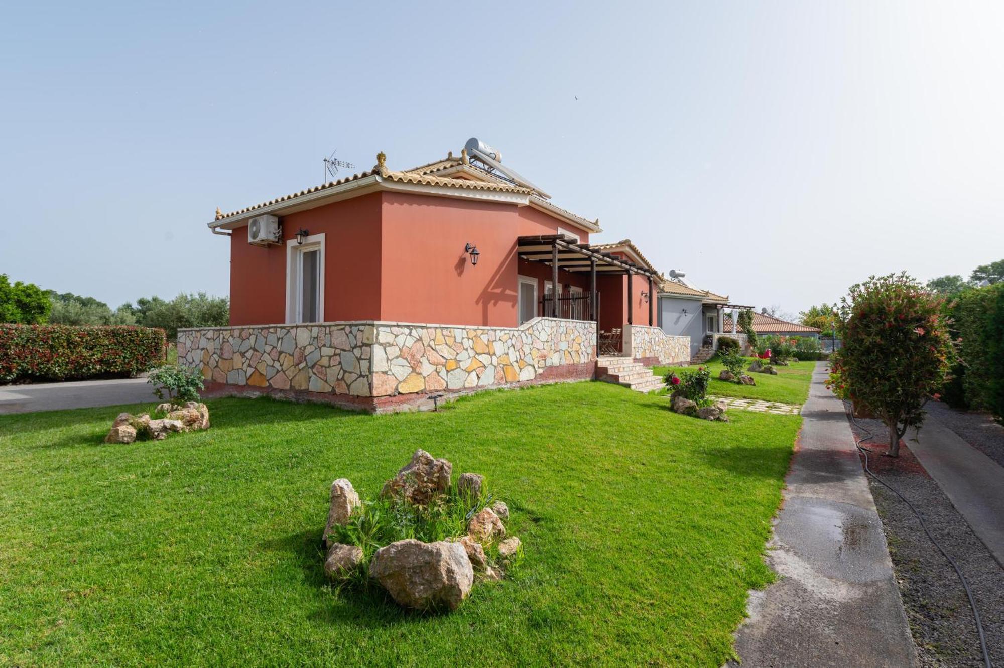 Spedion Villa - Near To Sea Villas With Heated Swimming Pool Gythio Exterior photo