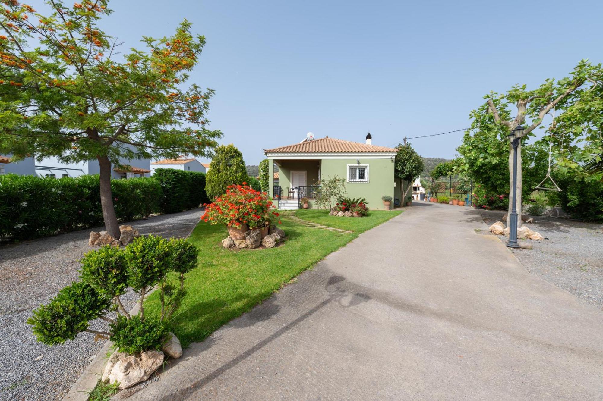 Spedion Villa - Near To Sea Villas With Heated Swimming Pool Gythio Exterior photo